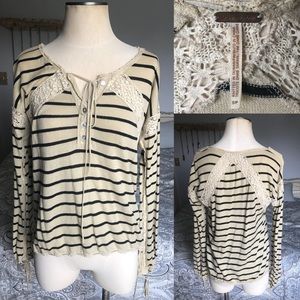 ❌ SOLD ❌EUC! Free People Striped Long Sleeve Tee